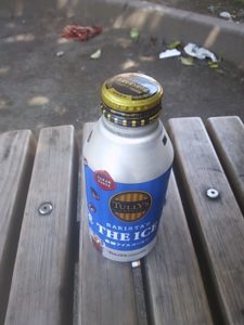 ローソンで買ったタリーズのアイスコーヒー（缶）の写真
