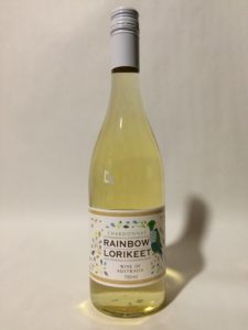 ファミマで買ったコンビニワインのレインボー・ロリキート（シャルドネ）の写真