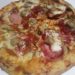 ピザポケットのピザ（イタリアンミックス）の写真